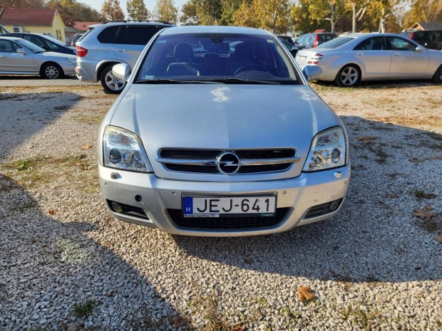 Opel Vectra C 2.2 GTS [Sport] (Automata)